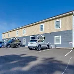 Erie Condo About 4 Mi To Lake With Golf Course Views!