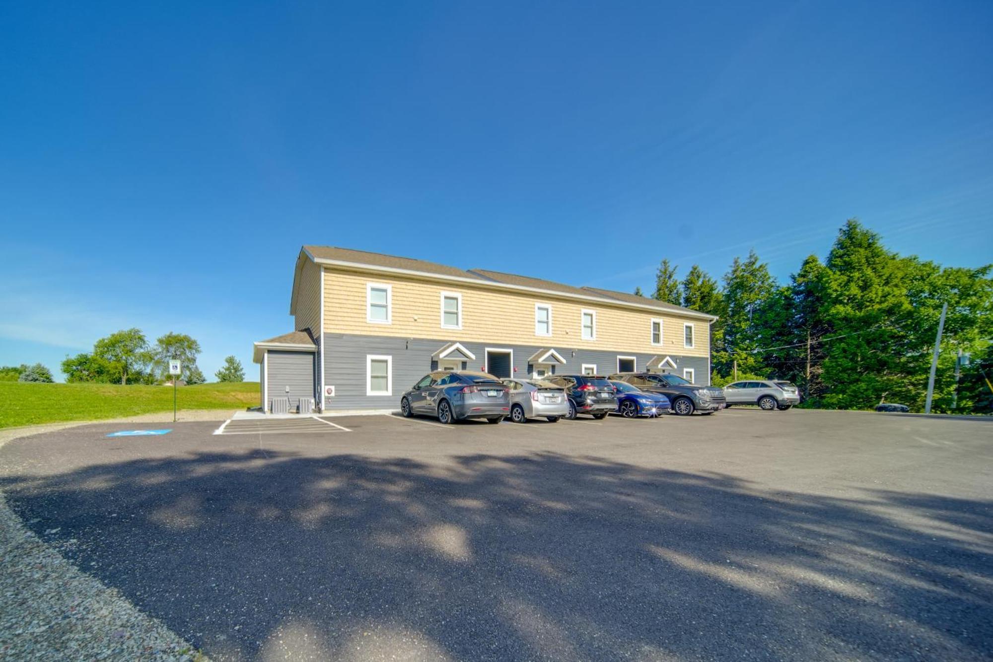Apartment About 4 Mi To With Golf Course Views!